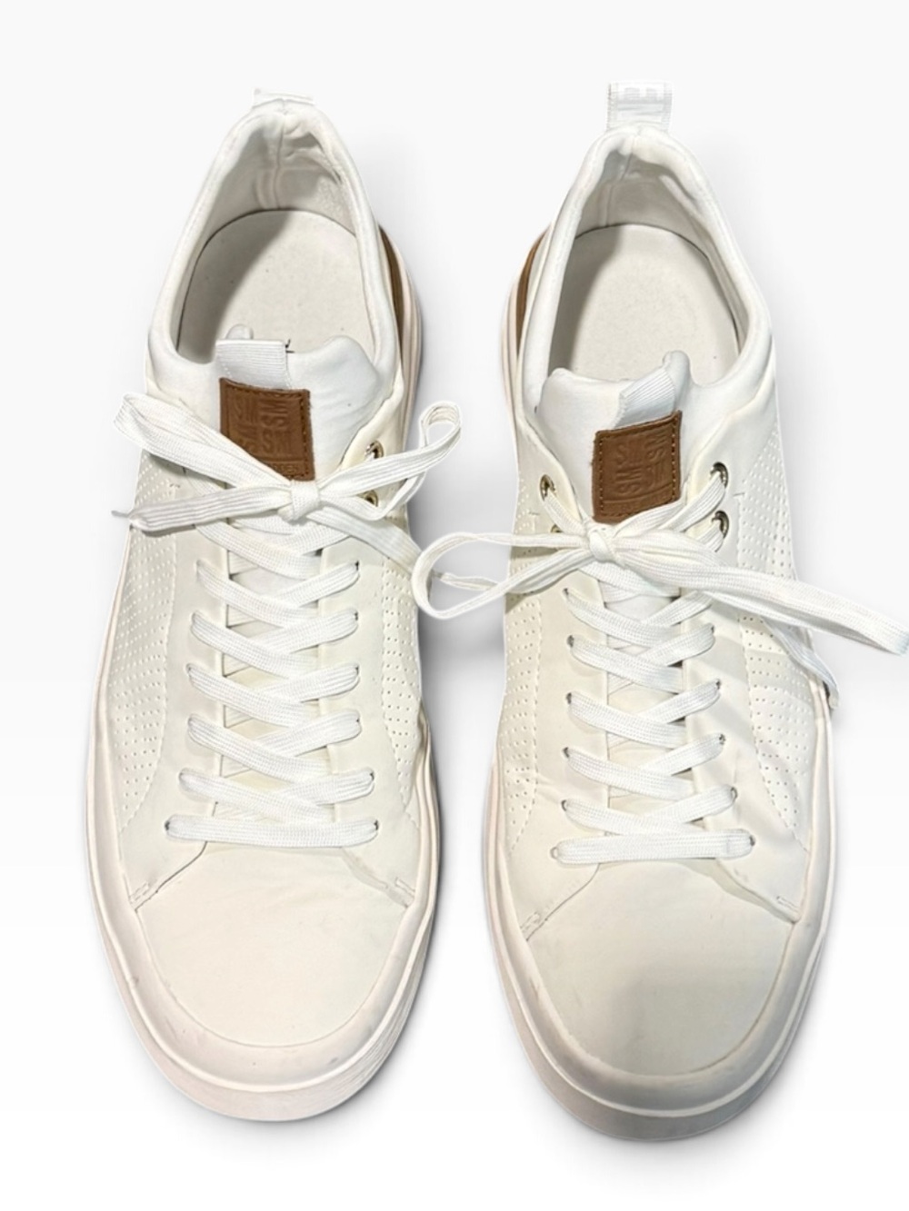 Steve Madden P-Pyper White & Tan Perforated Low Top Sneakers - Picture 2 of 6